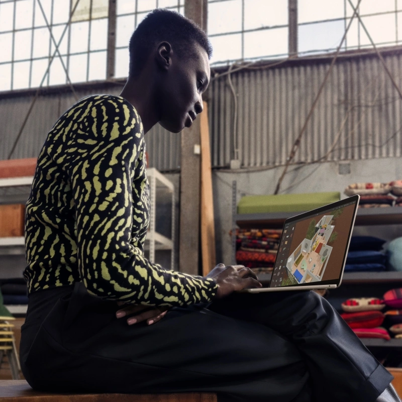 Apple MacBook Air 13" 2024 Silver (MC8H4) (M3 8C, 16 ГБ, 256 ГБ SSD). Фото 7