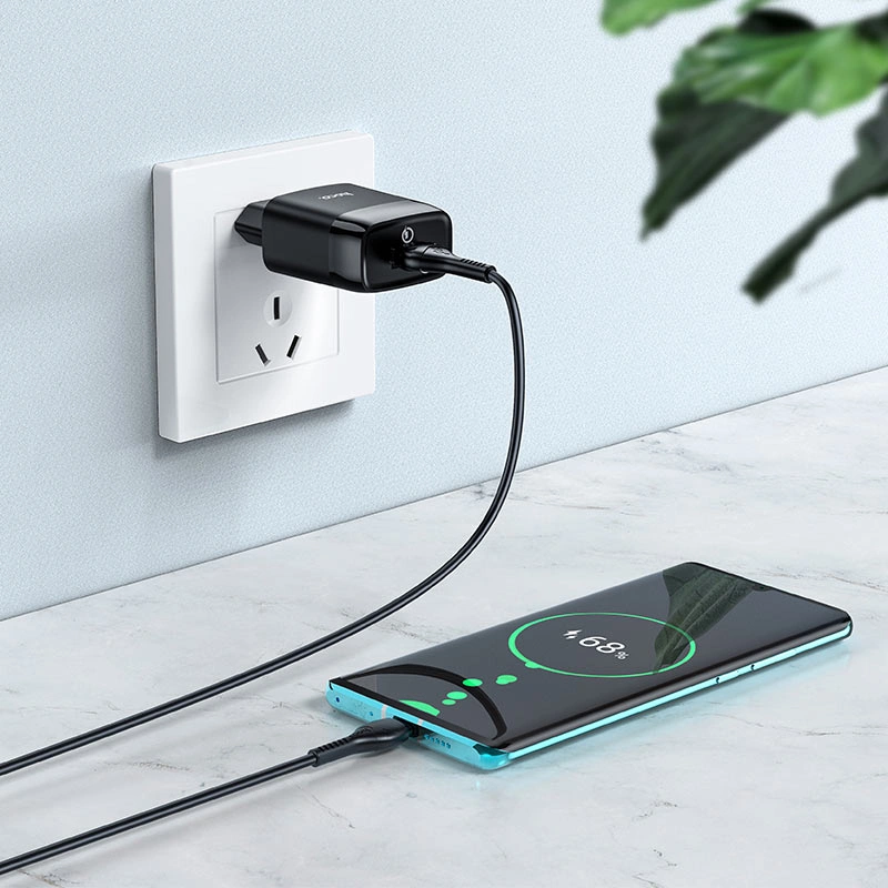 Сетевое зарядное устройство Hoco C72Q Glorious 1xUSB, 3А, 18W, QC3.0 + USB кабель Type-C, 1м, Чёрное. Фото 4
