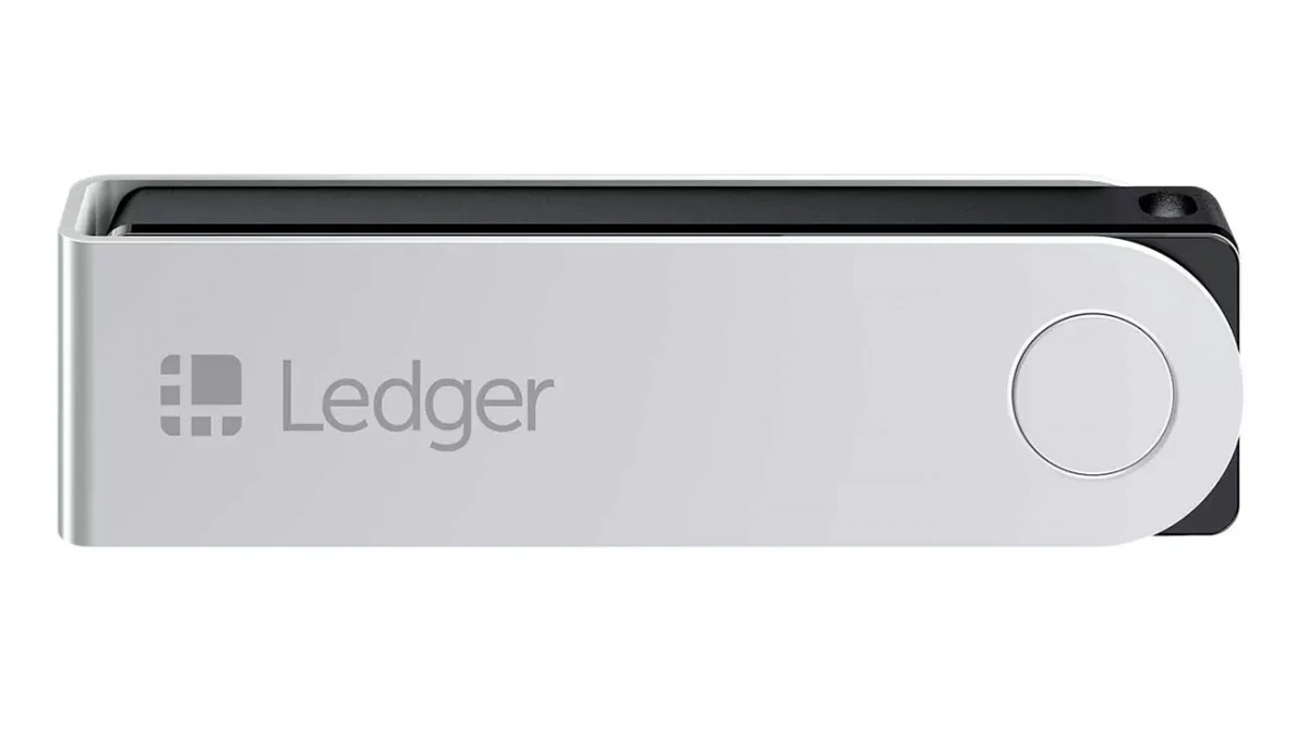 Аппаратный кошелек Ledger Nano X Black. Фото 4
