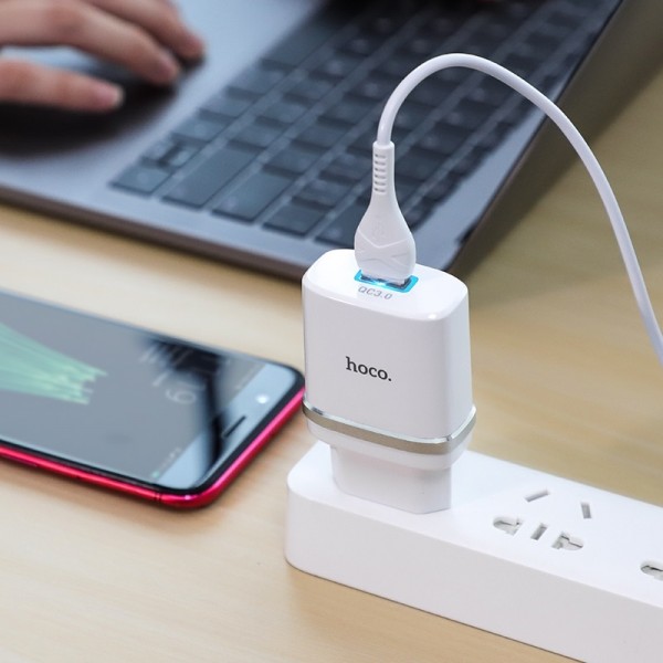 Сетевое зарядное устройство Hoco C12Q Smart QC3.0 charger + USB-C 1m, Белый