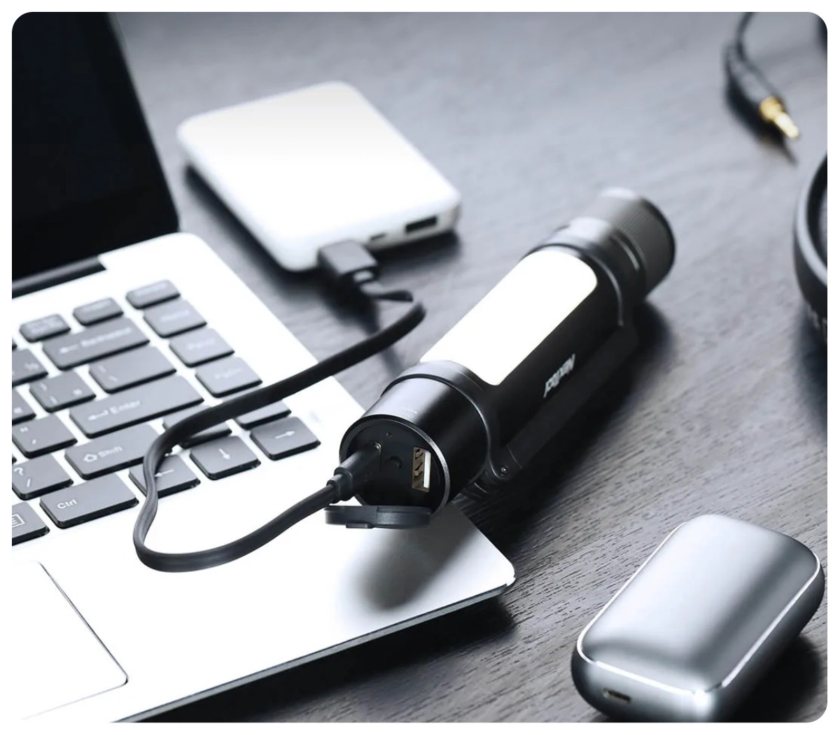 Nextool-6-in-1-Thunder-Flashlight-NE20030-09